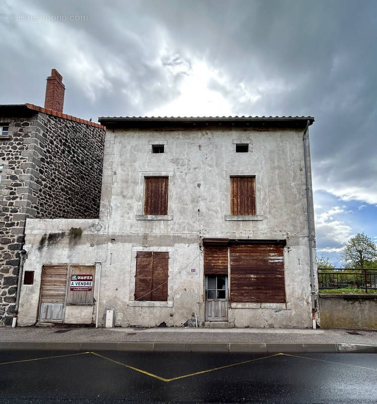 Maison à COSTAROS