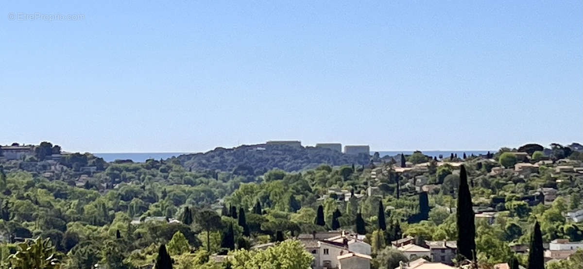 Maison à LA COLLE-SUR-LOUP