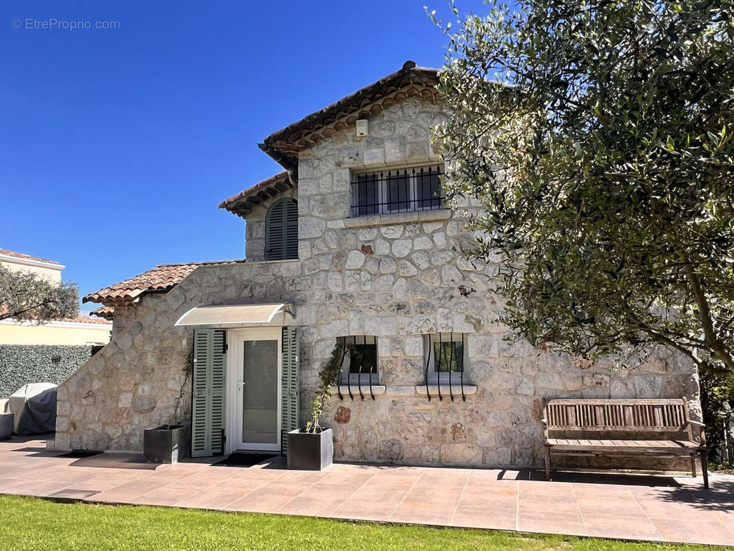 Maison à LA COLLE-SUR-LOUP