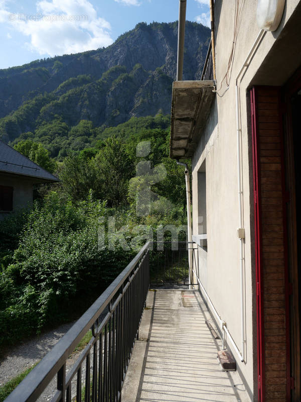 Appartement à SAINT-JEAN-DE-MAURIENNE