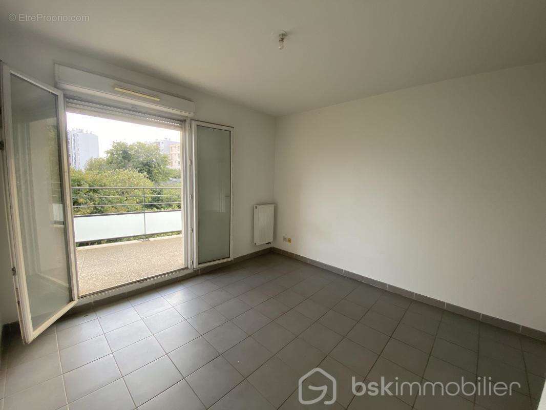 Appartement à MARSEILLE-15E