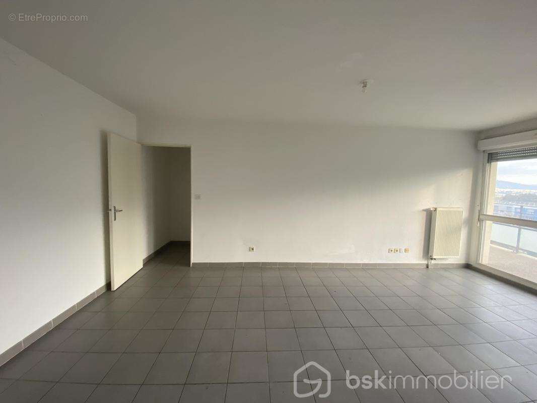 Appartement à MARSEILLE-15E