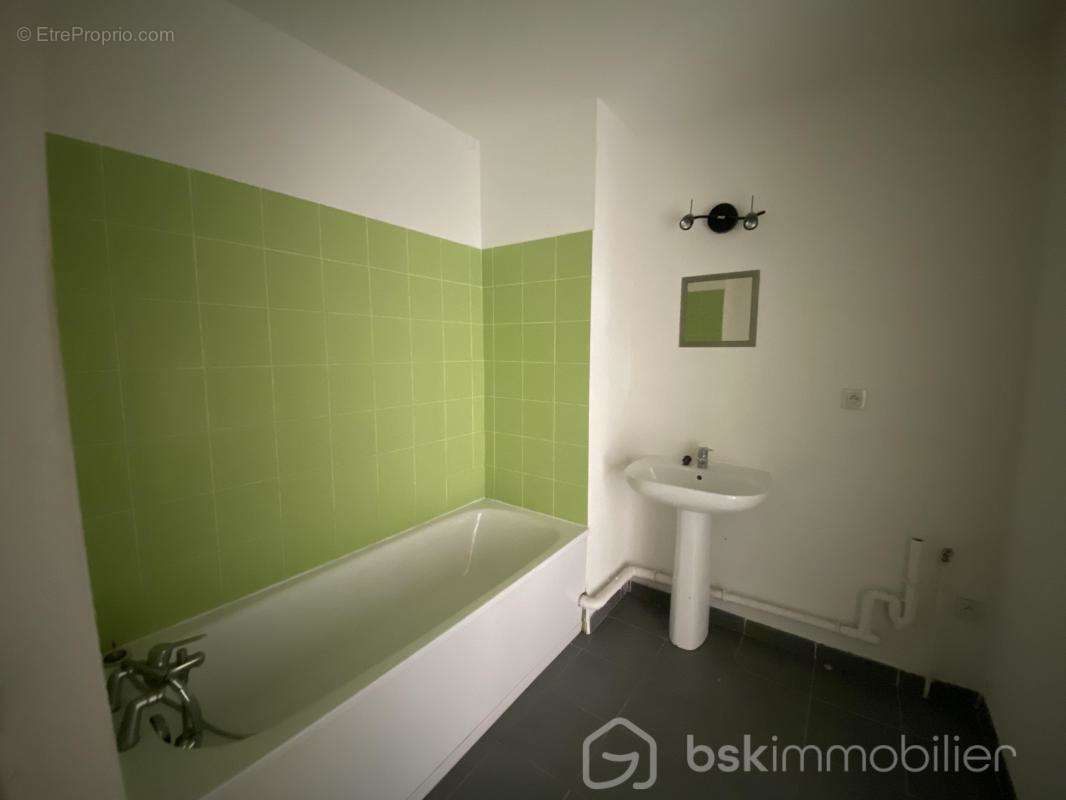 Appartement à MARSEILLE-15E