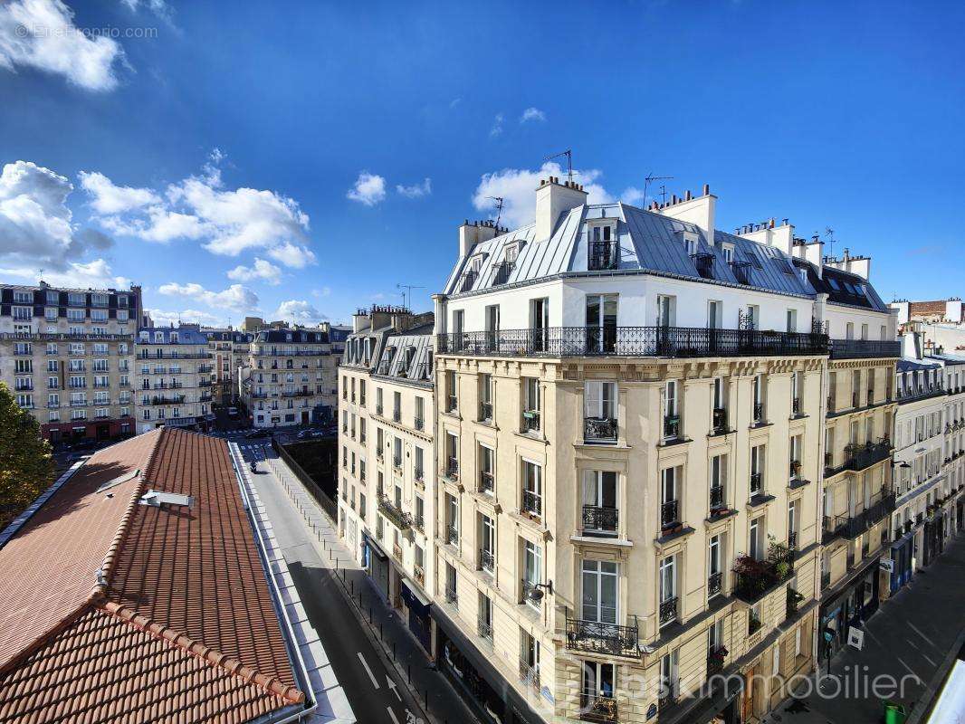 Appartement à PARIS-17E