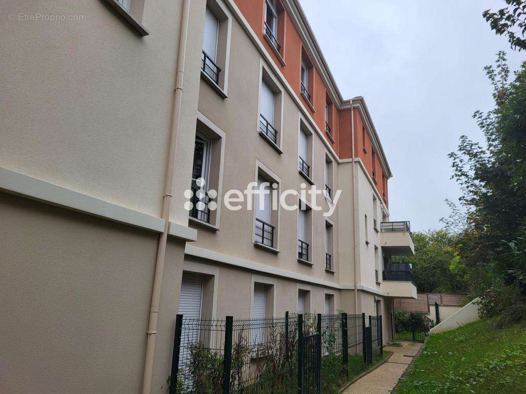 Appartement à PIERREFITTE-SUR-SEINE