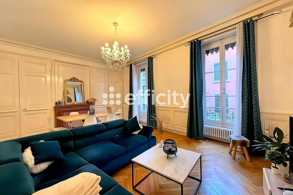 Appartement à VILLEURBANNE