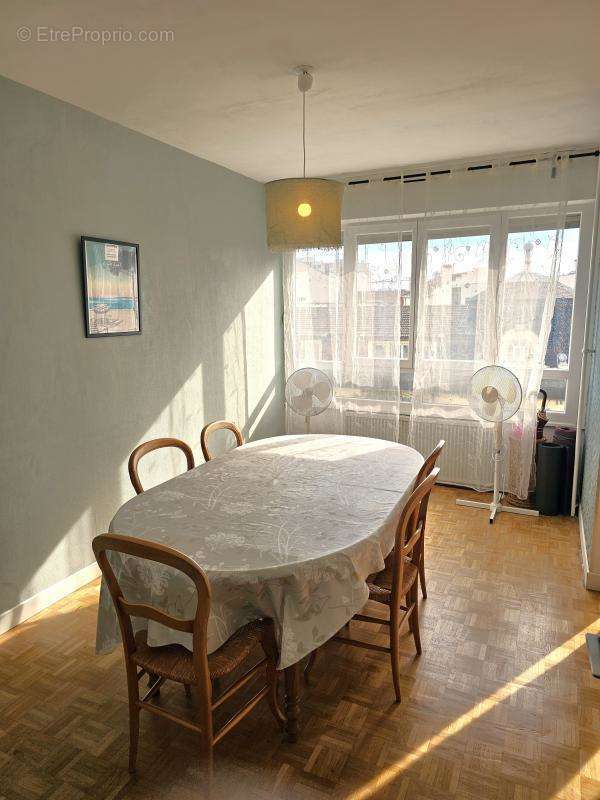 Appartement à LYON-7E