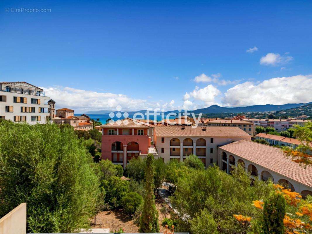 Appartement à L&#039;ILE-ROUSSE