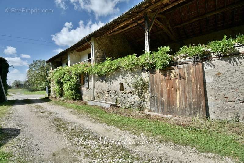 Maison à LABARTHE-INARD