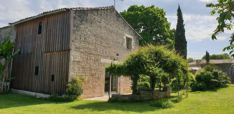 Maison à CELLES-SUR-BELLE