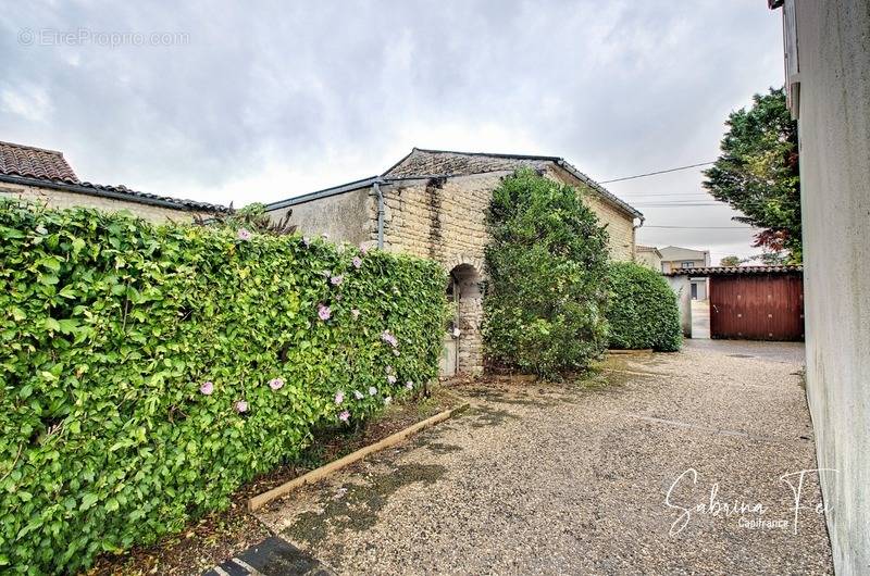 Maison à SAINT-MEDARD-D&#039;AUNIS