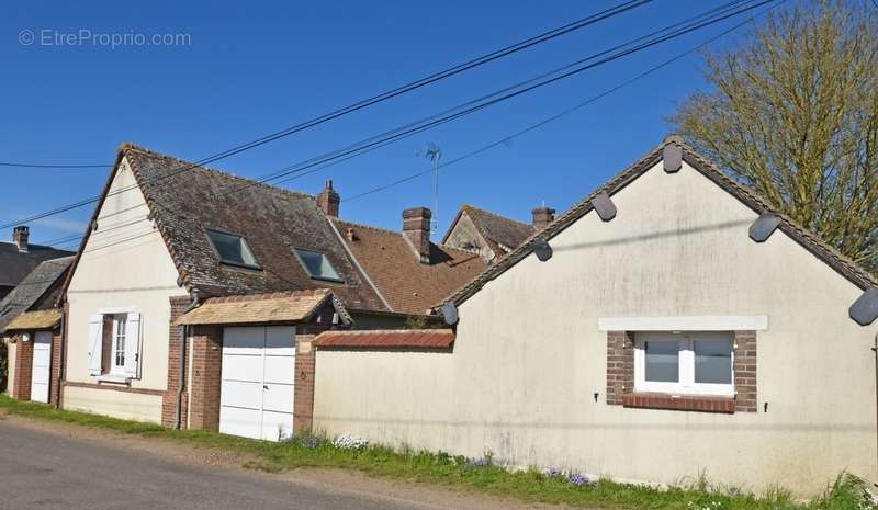 Maison à FRESNEY