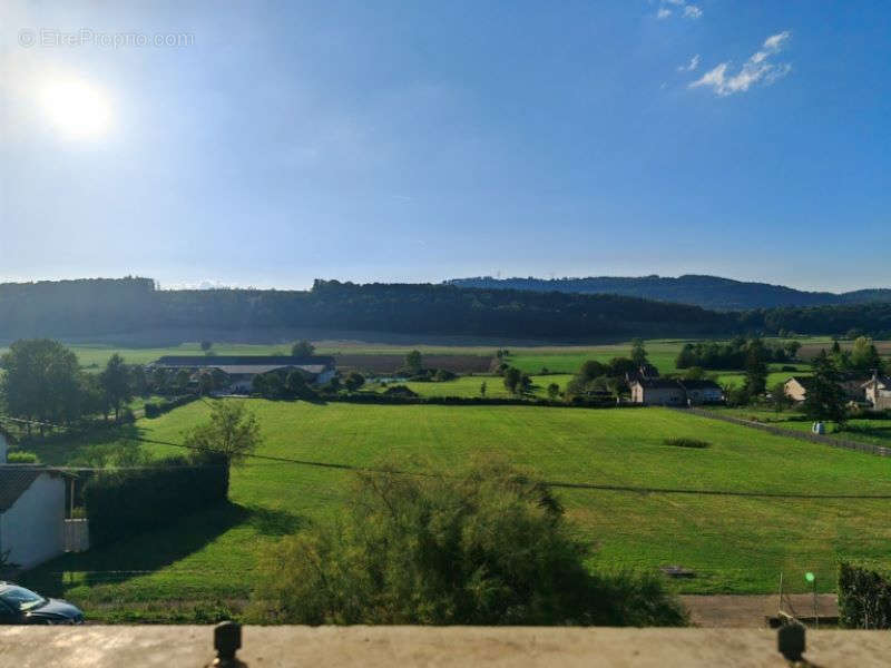 Maison à GIGNY