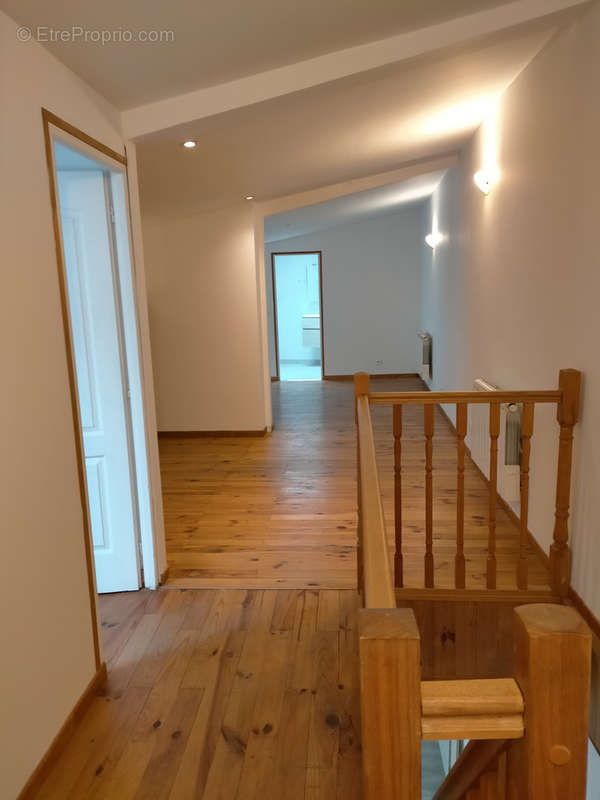 Appartement à AUNAY-SOUS-AUNEAU