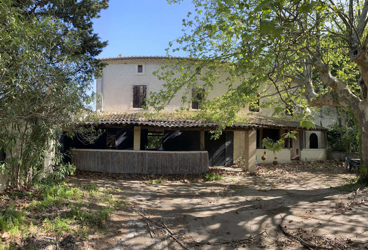 Maison à BOLLENE