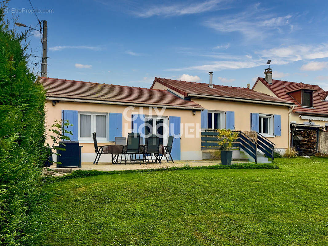 Maison à PRESLES-EN-BRIE