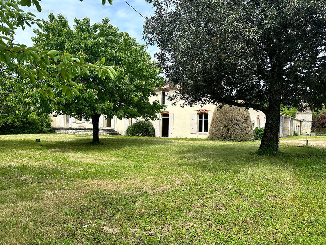 Maison à CHAMBON