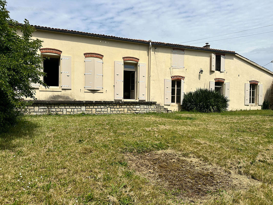 Maison à CHAMBON