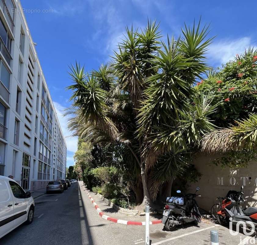 Photo 2 - Appartement à MARSEILLE-15E