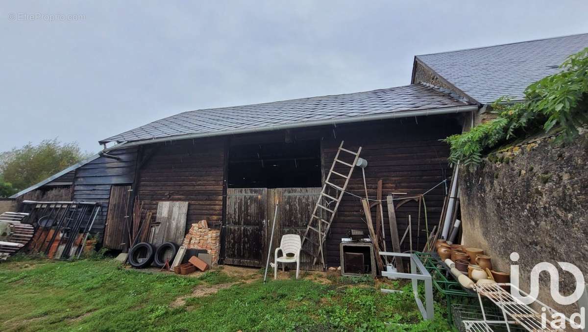 Photo 7 - Maison à SAINT-GEORGES-DE-POISIEUX