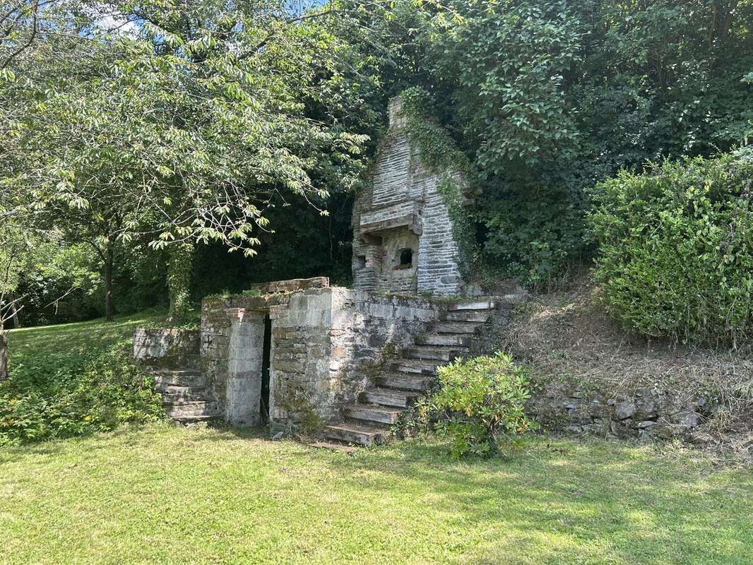 Maison à PONT-D&#039;OUILLY