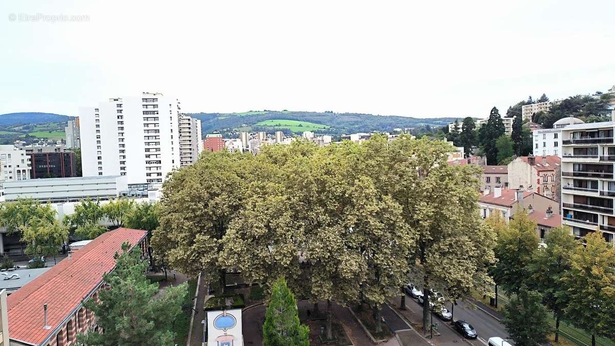 Photo 3 - Appartement à SAINT-ETIENNE