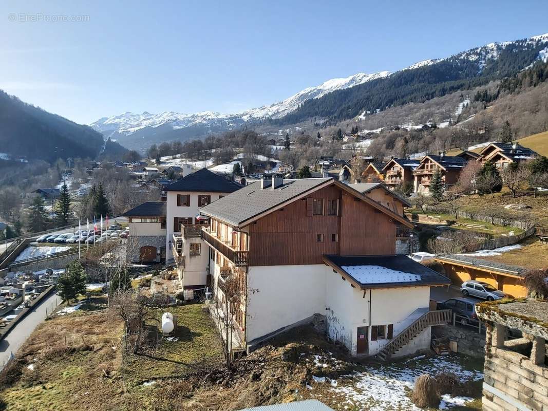 Appartement à LES ALLUES