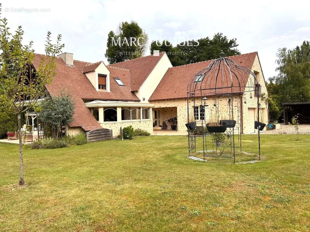 Maison à RAMBOUILLET