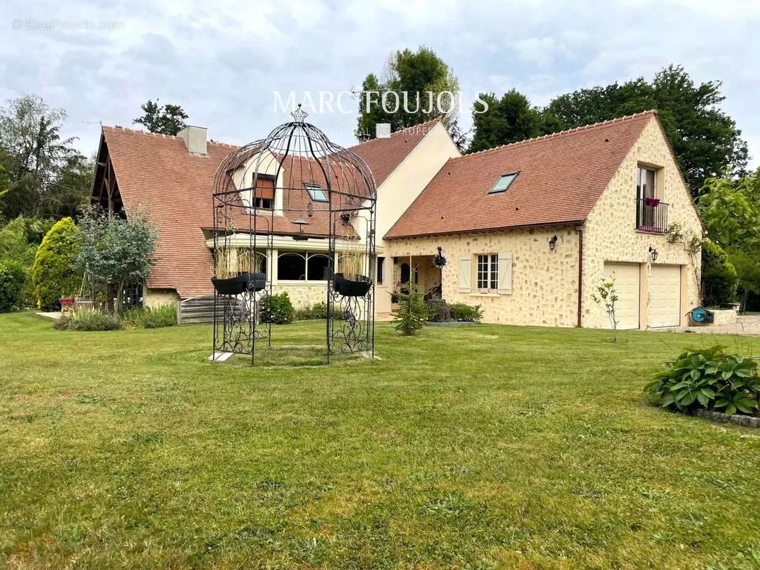 Maison à RAMBOUILLET