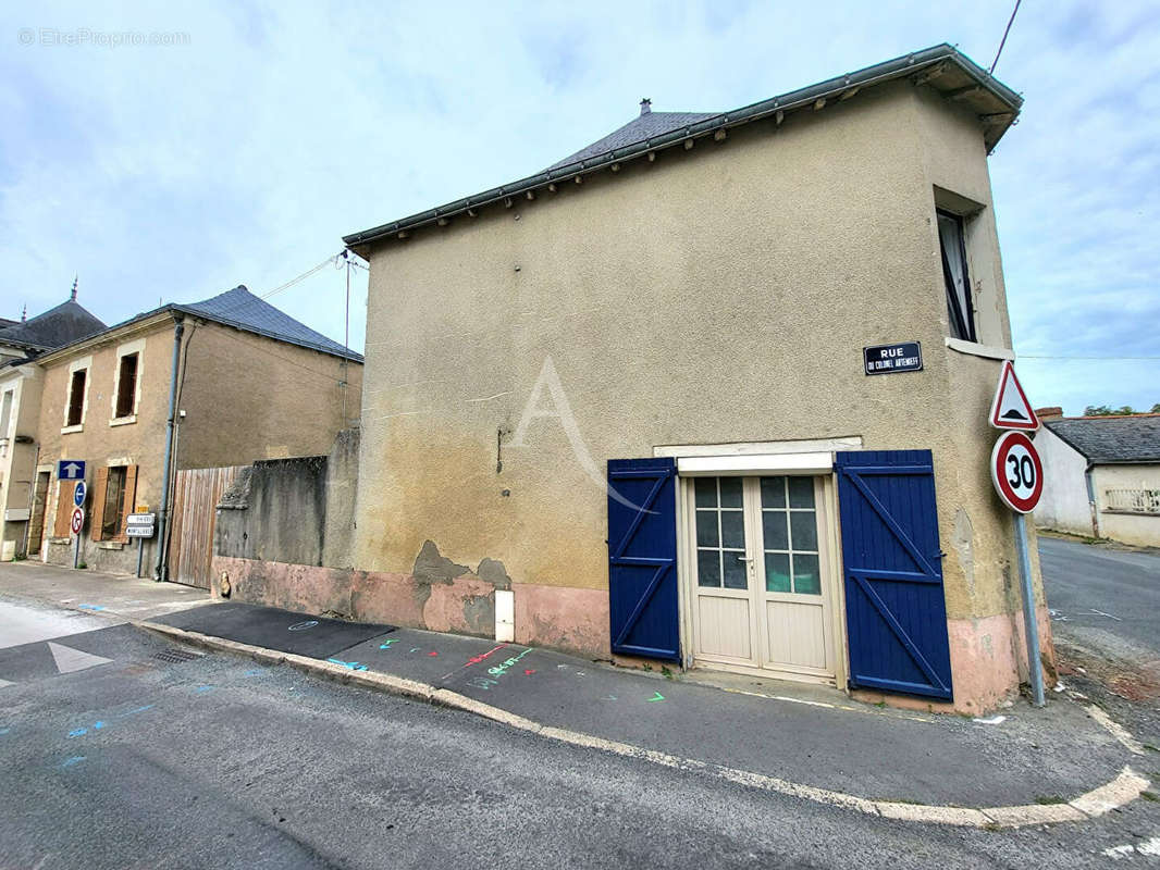 Maison à CHAVAGNES