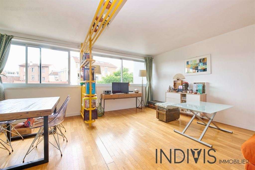 Appartement à SURESNES