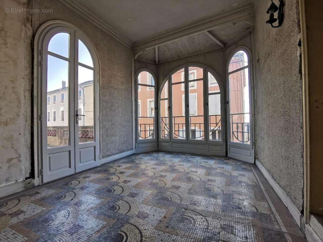   - Appartement à AUBENAS