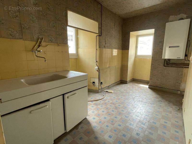   - Appartement à AUBENAS