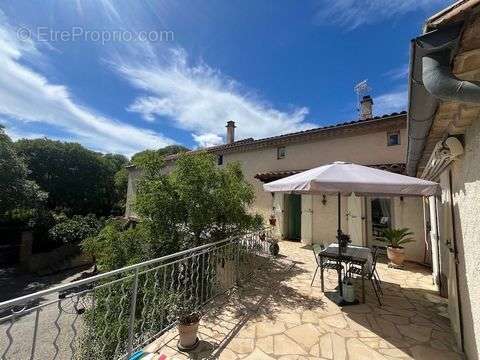 Maison à UZES