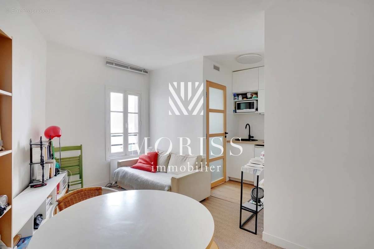 Appartement à PARIS-9E