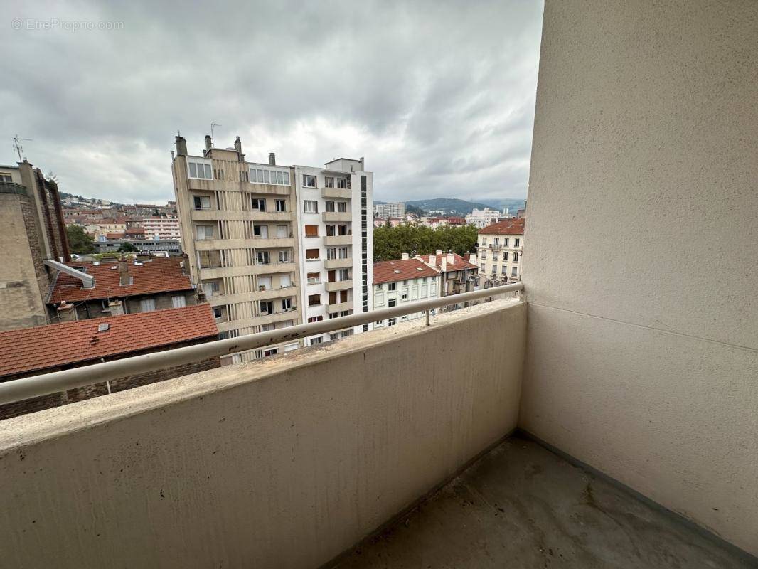 Appartement à SAINT-ETIENNE