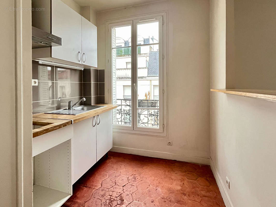 Appartement à LEVALLOIS-PERRET