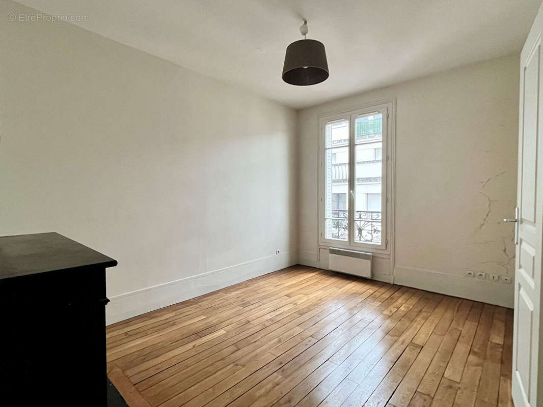 Appartement à LEVALLOIS-PERRET