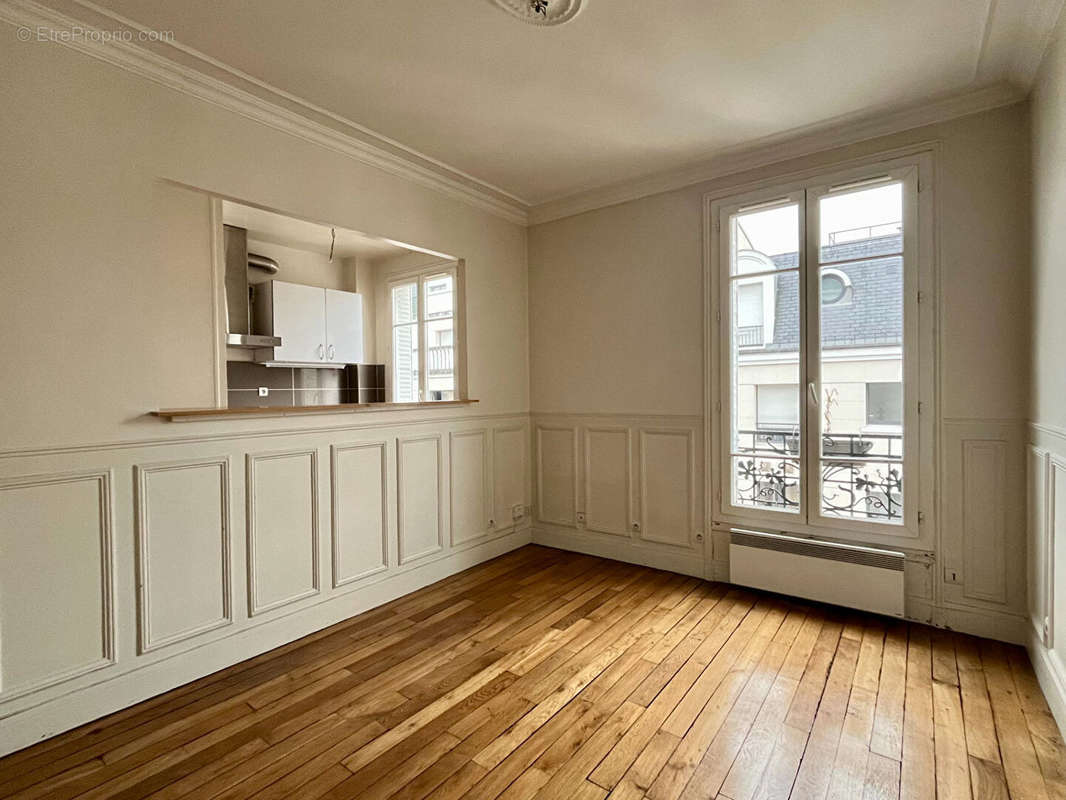 Appartement à LEVALLOIS-PERRET