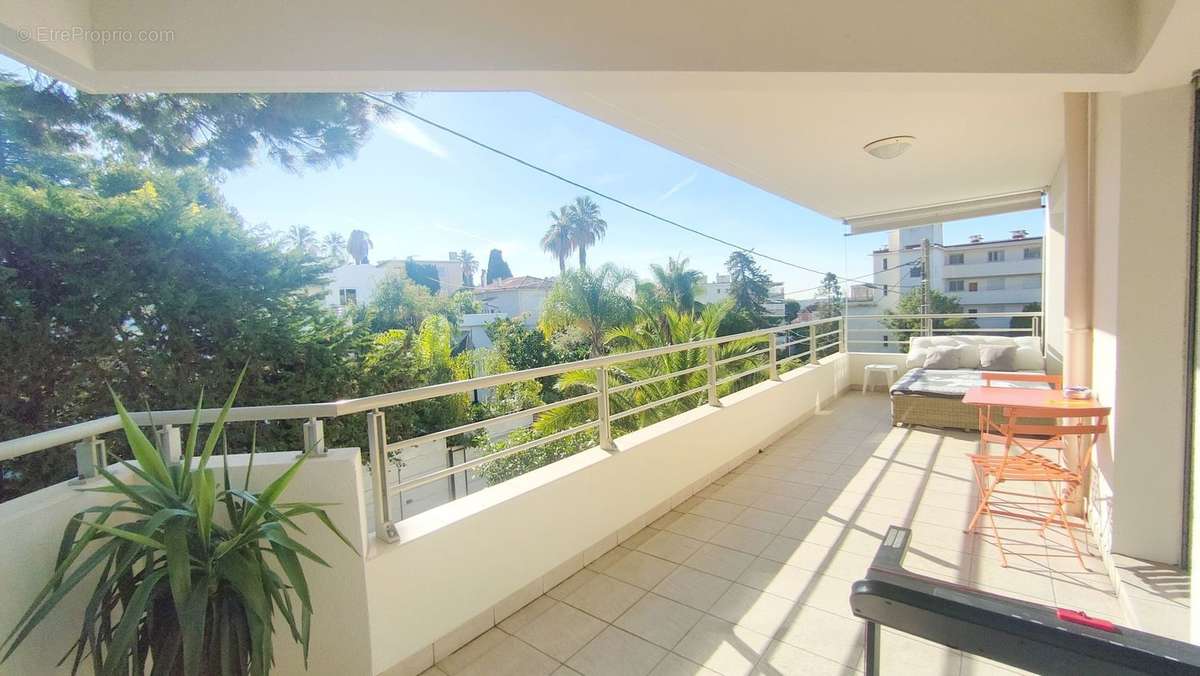 Appartement à CANNES