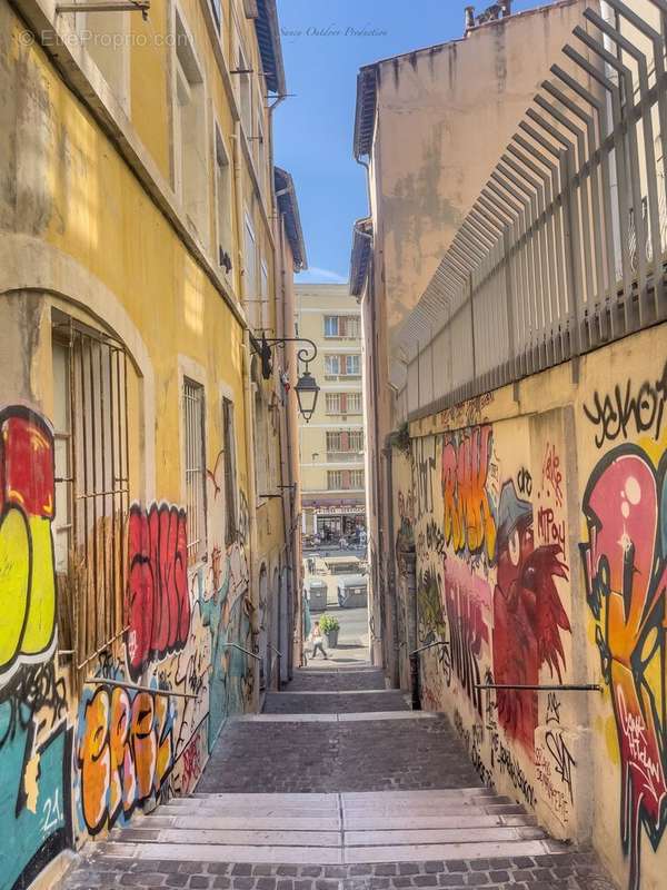 Autre à MARSEILLE-2E