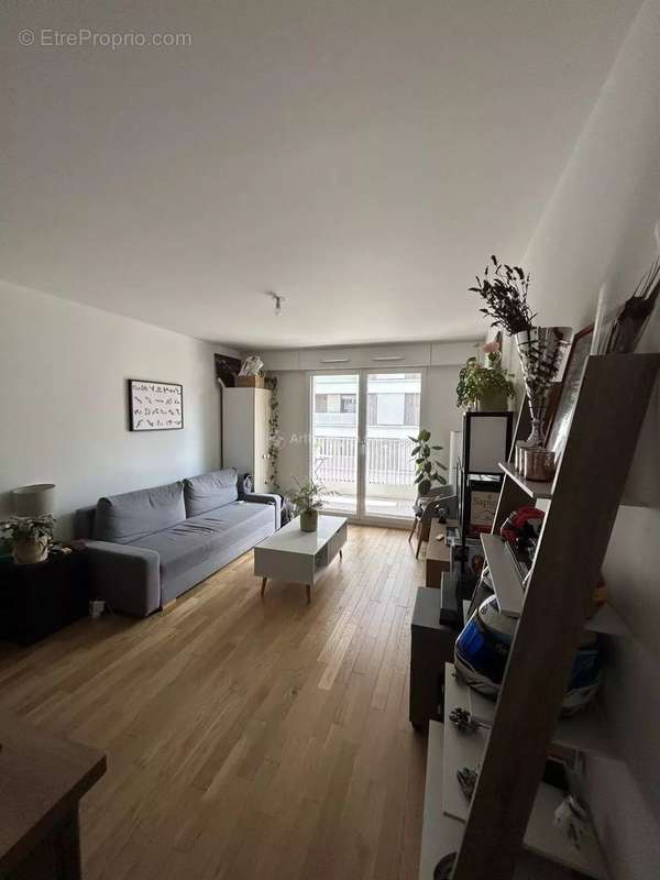 Appartement à ISSY-LES-MOULINEAUX