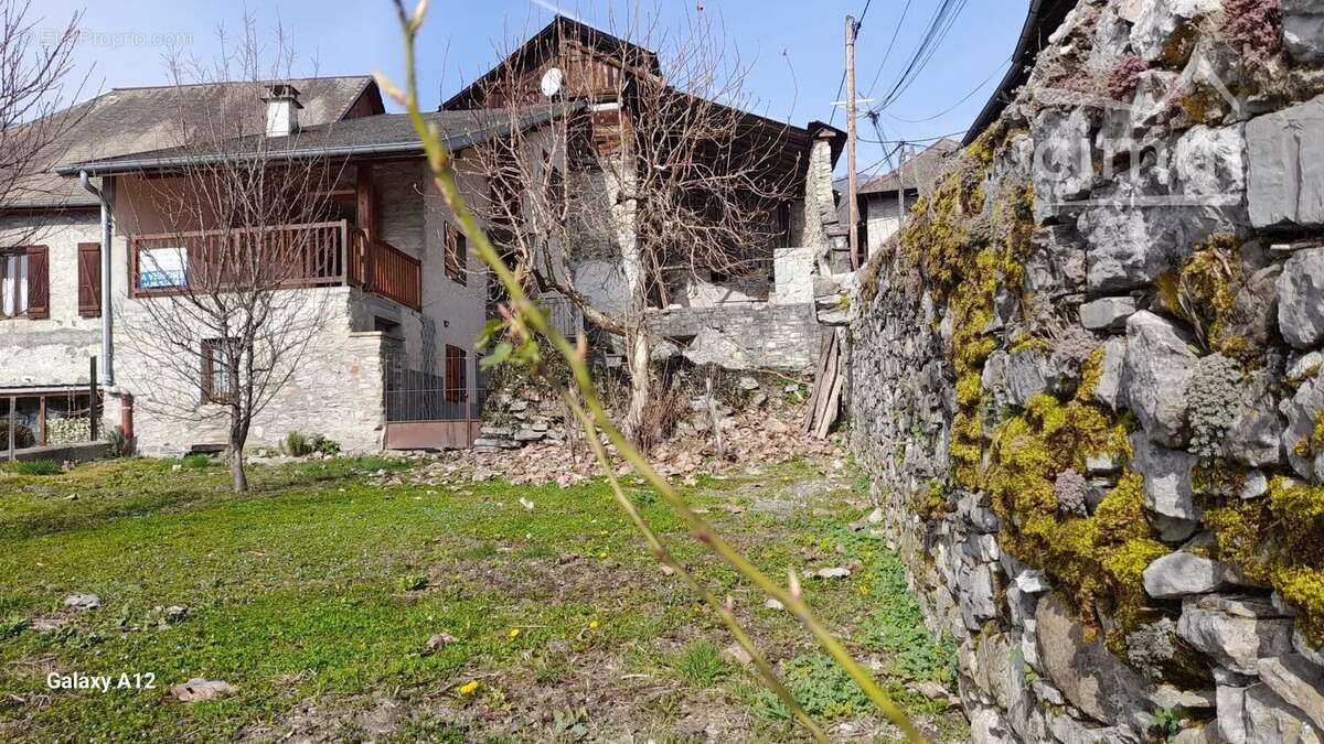 Maison à SAINT-PIERRE-D&#039;ALBIGNY