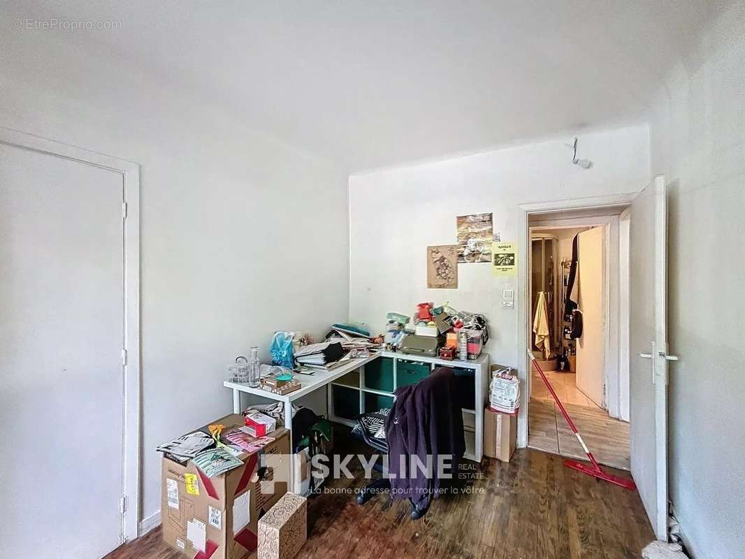 Appartement à MARSEILLE-5E