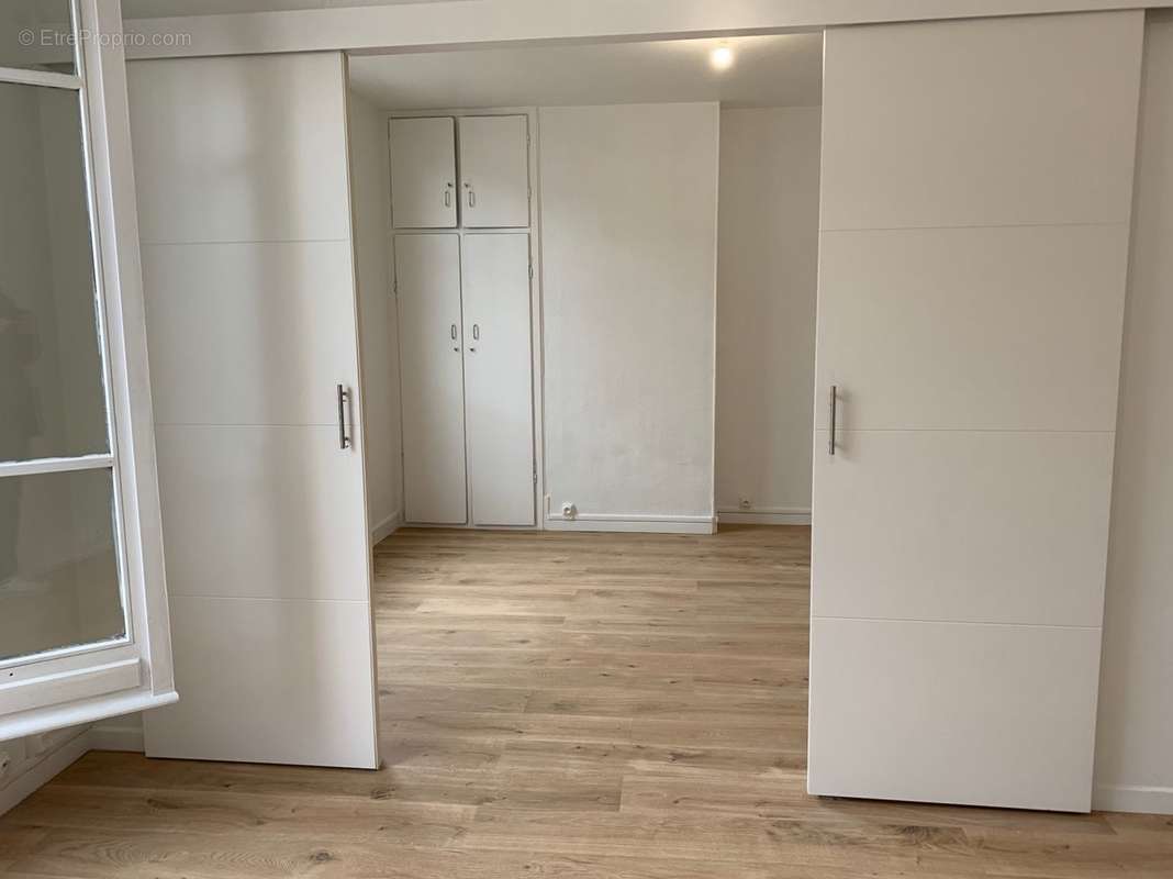 Appartement à PARIS-11E