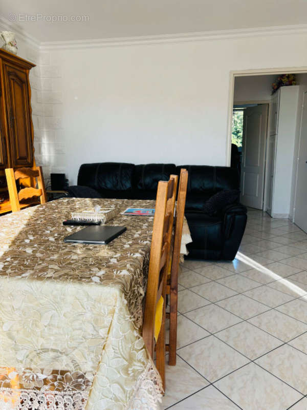 Appartement à VILLENEUVE-LOUBET