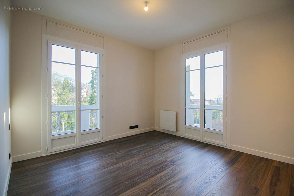 Appartement à AIX-LES-BAINS