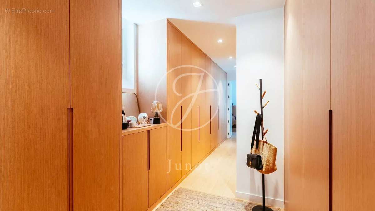 Appartement à PARIS-6E