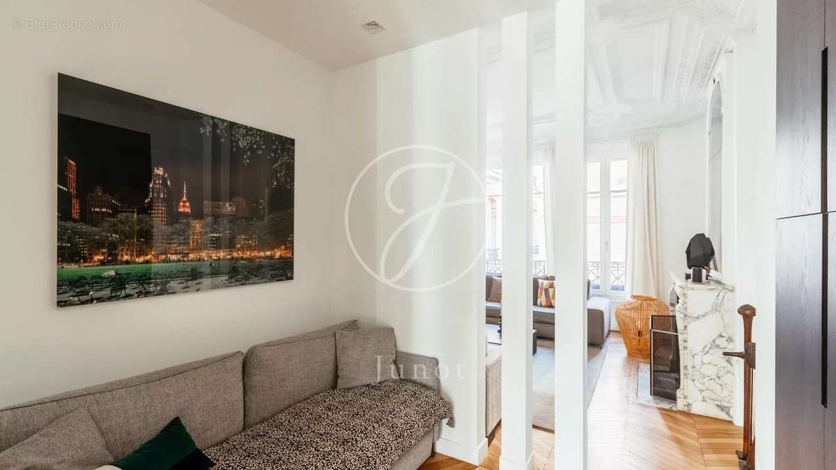 Appartement à PARIS-6E