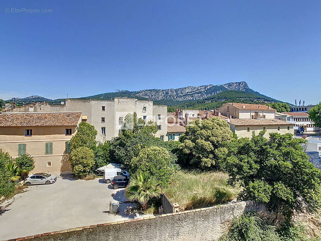 Appartement à LA VALETTE-DU-VAR